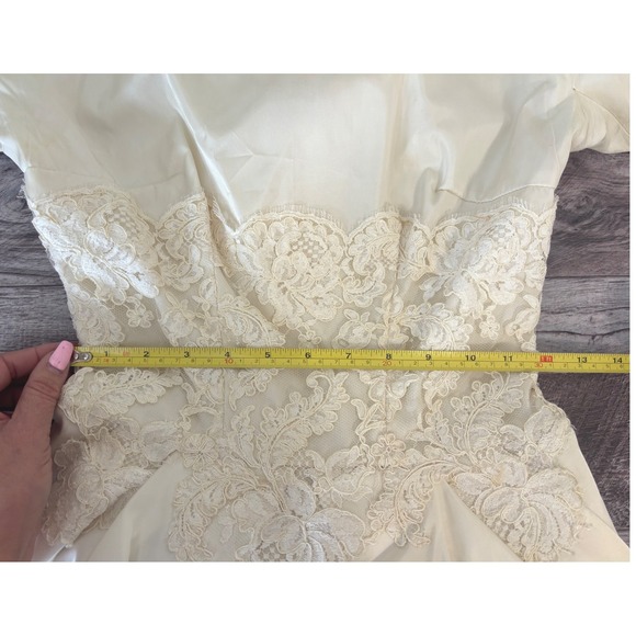 Vintage 1960s Paulines Bridal Shoppe Ivory Tea Length Wedding Dress XS Small - Picture 4 of 14